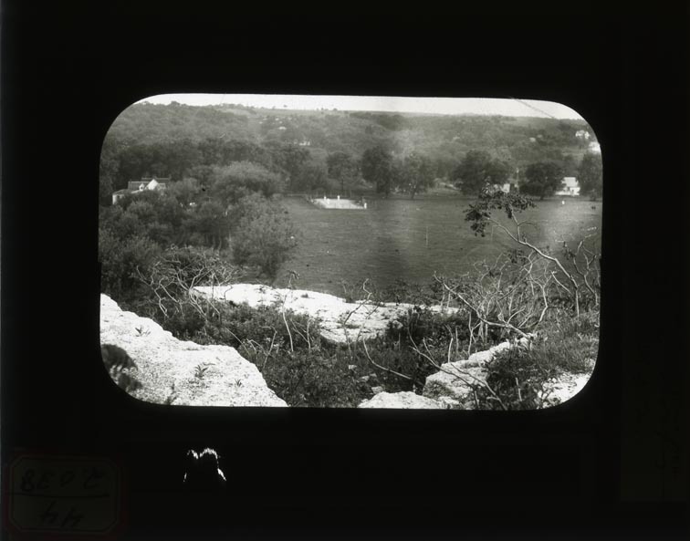Original caption: XXVI-4 NAB. Apr. 18, 1912. Massive ledge in n.w. point of bluff, East of Cedar Creek, Nebr., Part of Plattsmouth l.s. Cass County. (121111-00230)