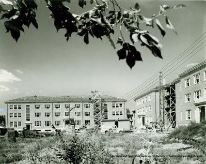 Selleck with Seaton, Benton and Fairfield.