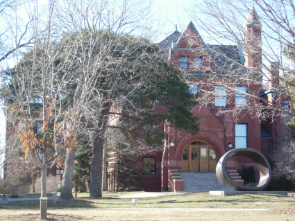 Current image of the Old Library (now Architecture Hall)