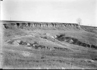 Original caption: Clay-pit northeast of salt Basin, Lincoln. 1914