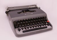 Olivetti Lettera 22 typewriter, which Beverly Keever bought in New York City and used while reporting in Vietnam.